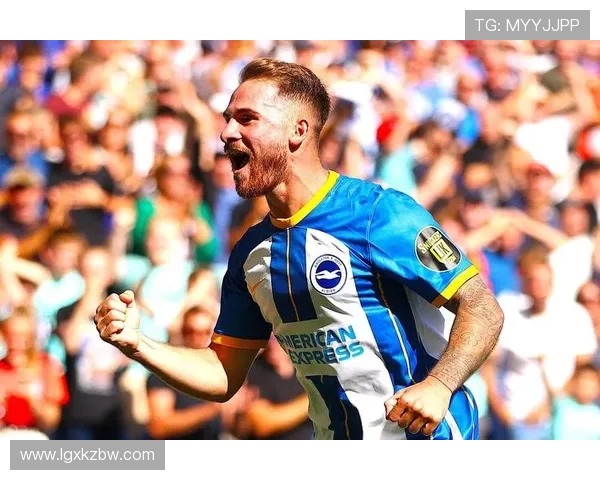 麦卡利斯特：从传奇球员到足球教练的华丽转身与人生启示