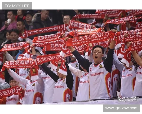 北京足球队焕发新生力量探讨球队改革与未来发展之路