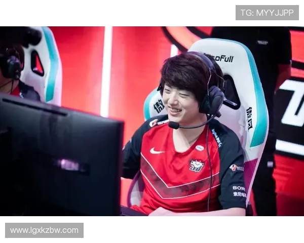 CSGO战术解析：深入探讨JDG战队的团队配合与策略执行